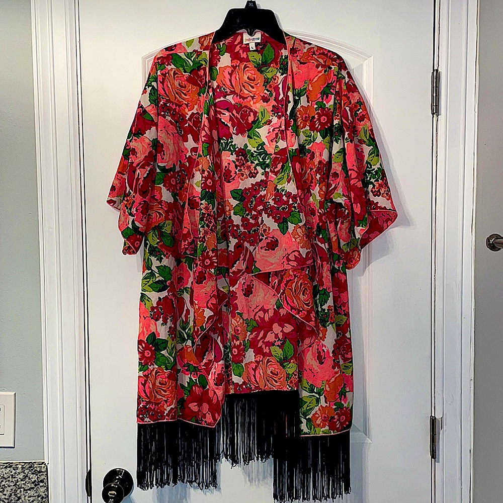 LulaRoe Colorful fringe and short sleeve cardigan